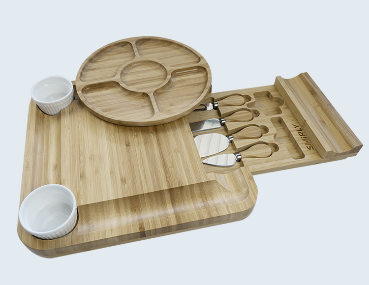 Multifunctional tableware