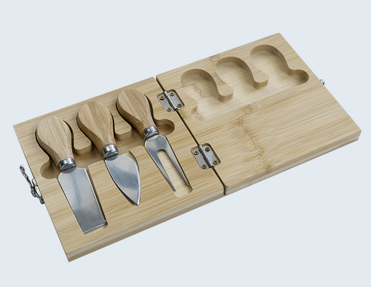 Knife and fork box