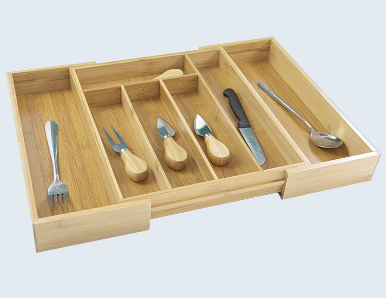 Knife and fork box