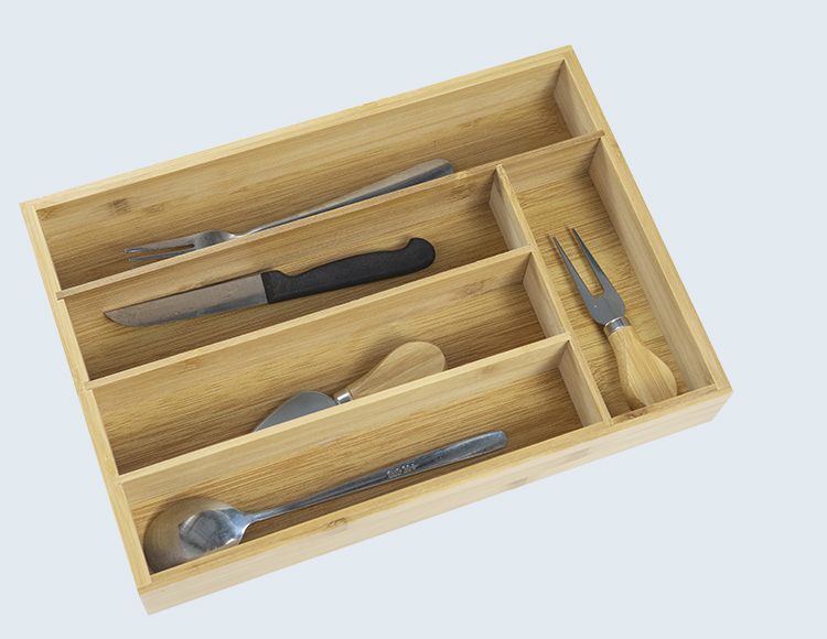 Knife and fork box
