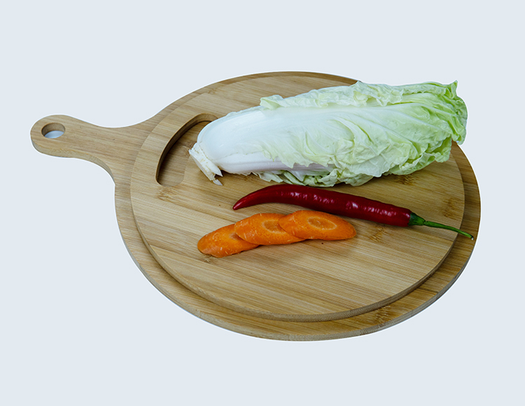 bamboo cutting board