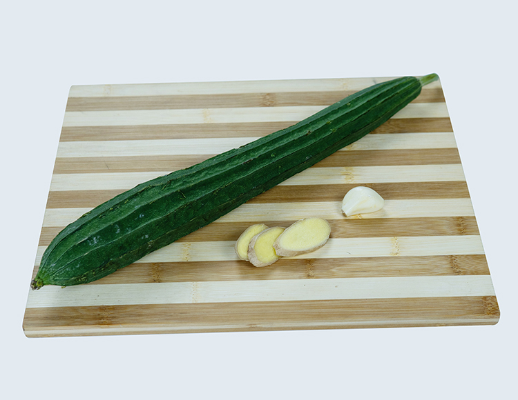 bamboo cutting board