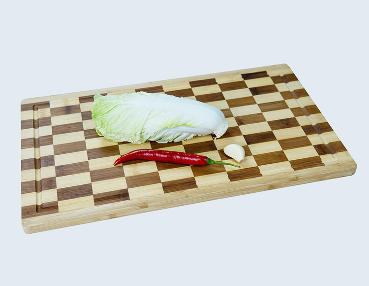 bamboo cutting board